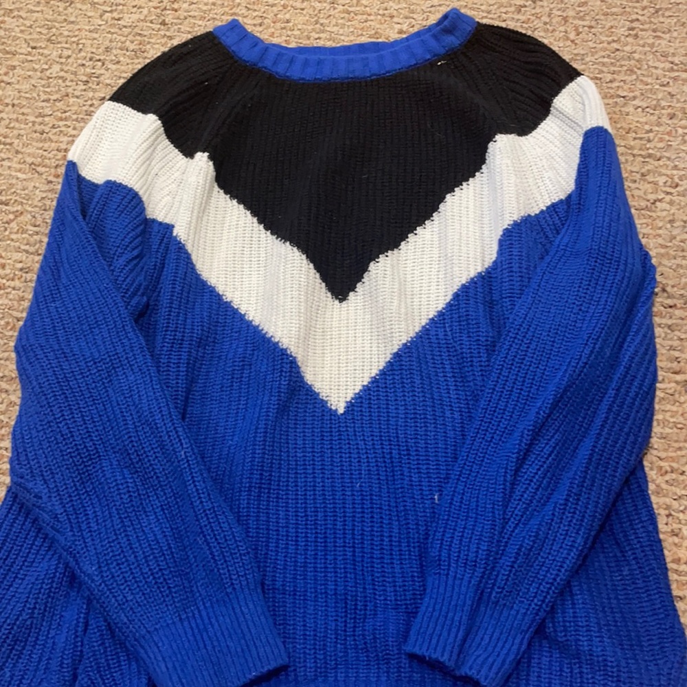 Express sweater size small